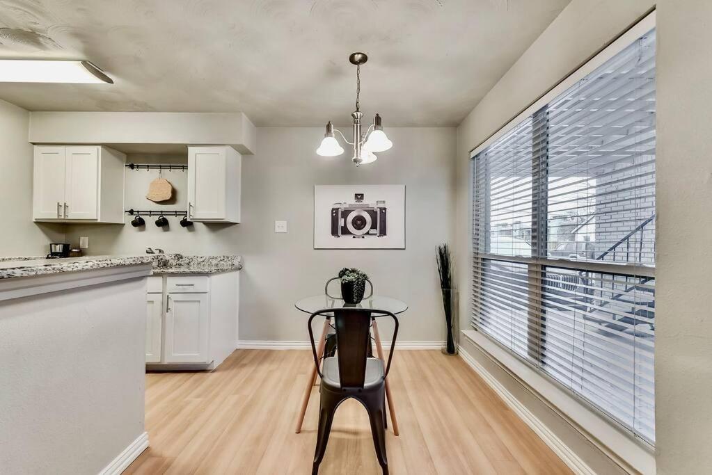 Dallas Boutique Flat + Arboretum Tickets Included Exterior photo