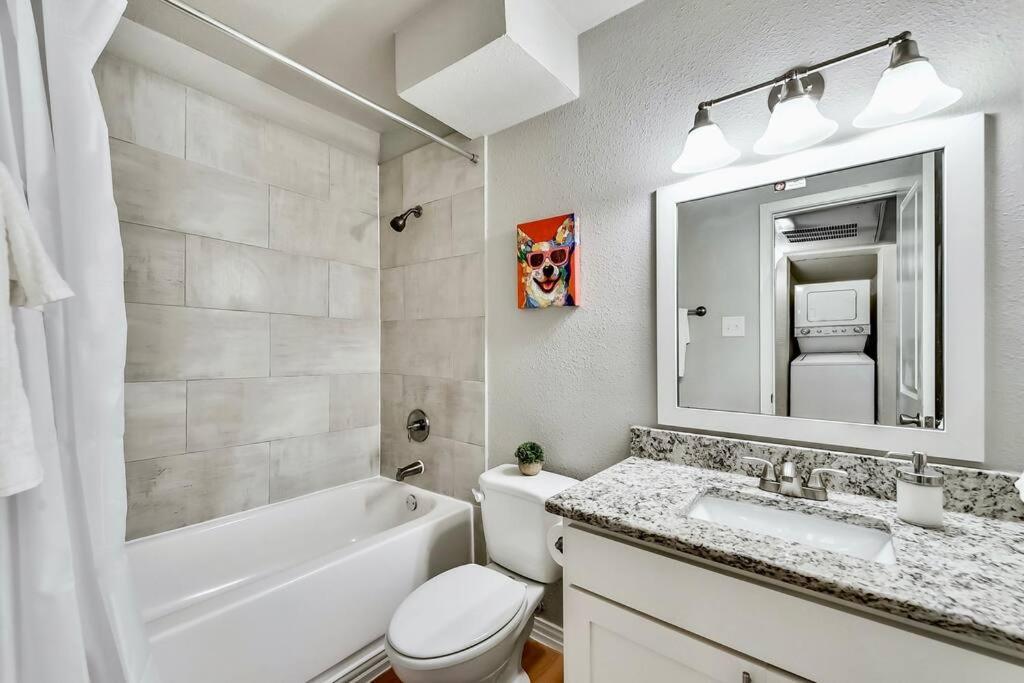 Dallas Boutique Flat + Arboretum Tickets Included Exterior photo