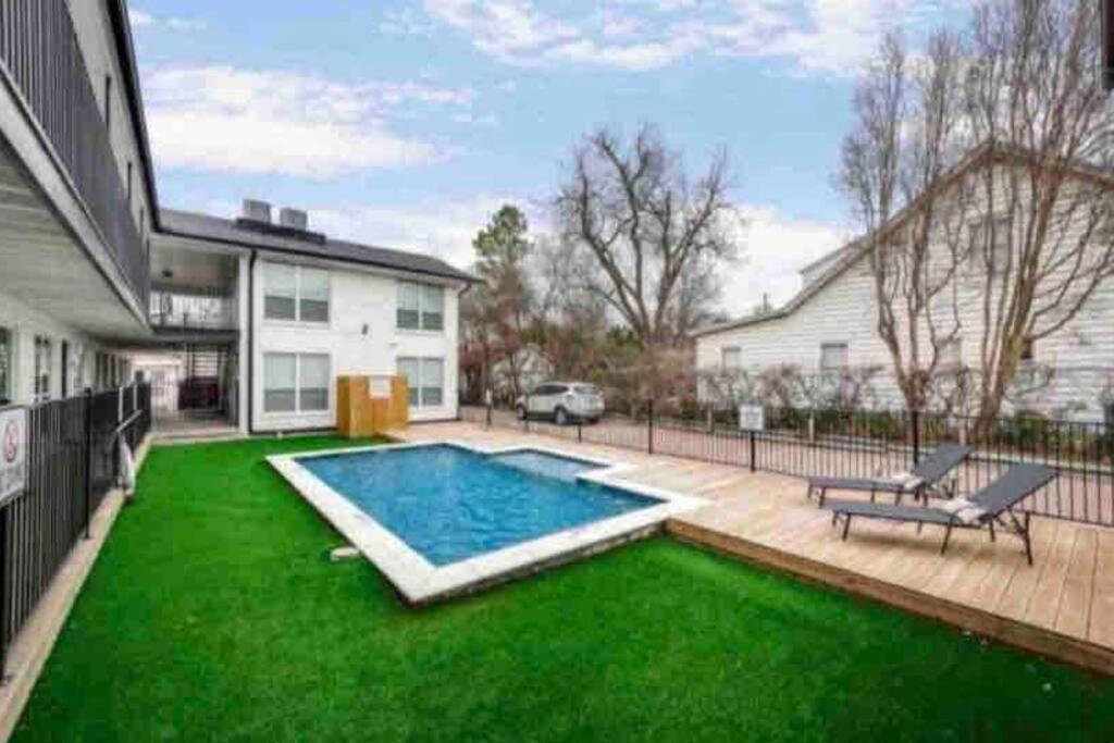 Dallas Boutique Flat + Arboretum Tickets Included Exterior photo